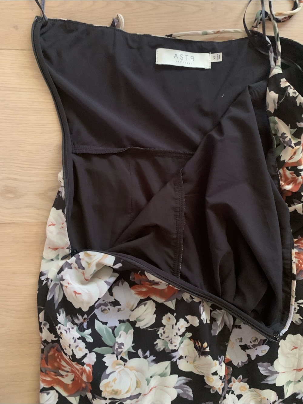 ASTR the Label Emmylou Floral One Shoulder Mid Slip Cottagecore event Dress XS - Picture 9 of 12